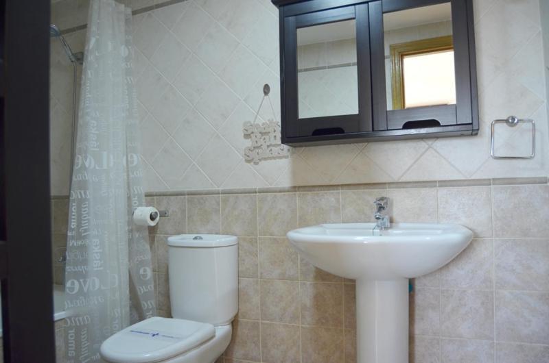 Terrasol Baviera Golf Apartment Caleta De Velez Exterior photo